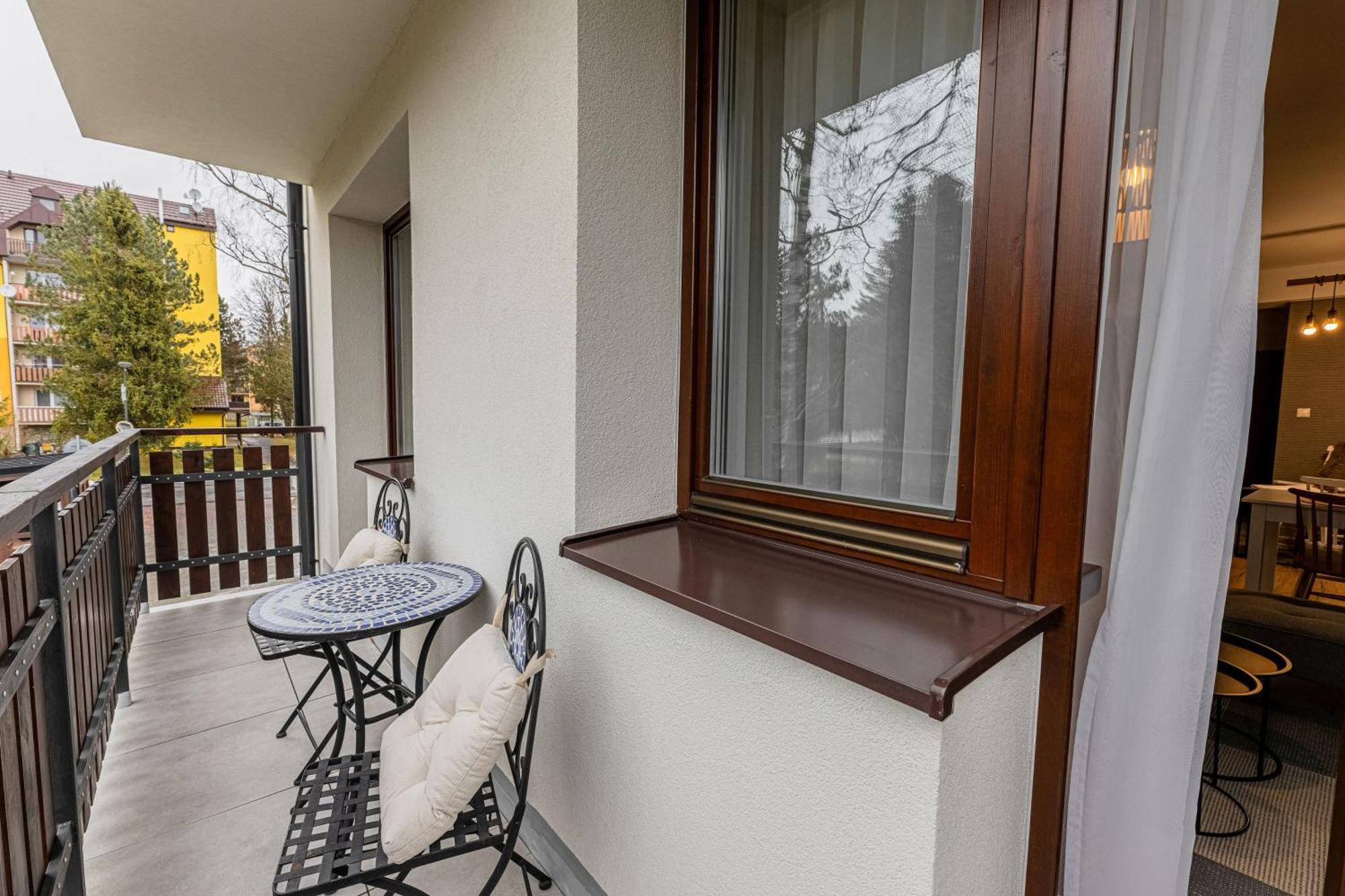 Zlaty Apartman, Granit 106 ตาตรันสกา ลอมนีจา ภายนอก รูปภาพ
